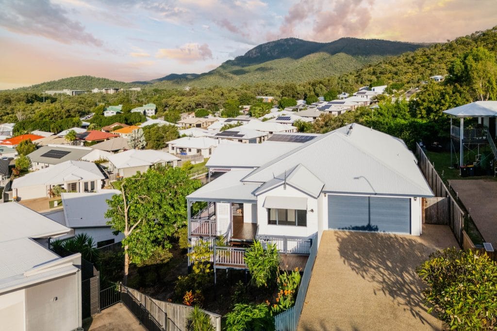 6 Moondani Close, Douglas QLD 4814