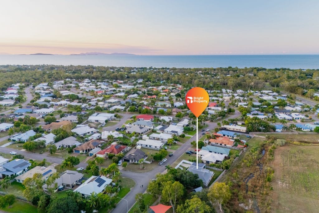 22 Ugarte Street, Bushland Beach QLD 4818