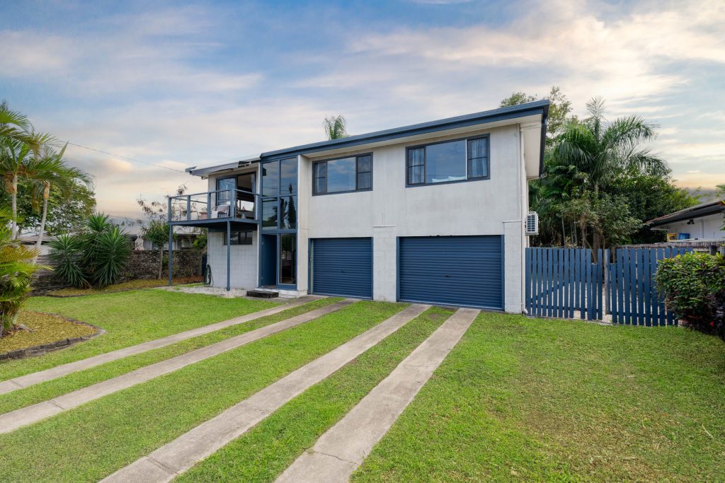 31 Tamarind Street, Kirwan QLD 4817