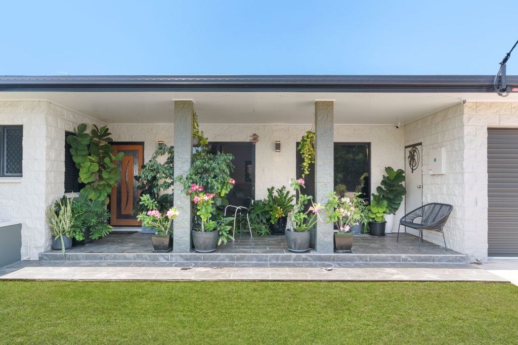 20-22 Ferrero Street, Lucinda  QLD  4850