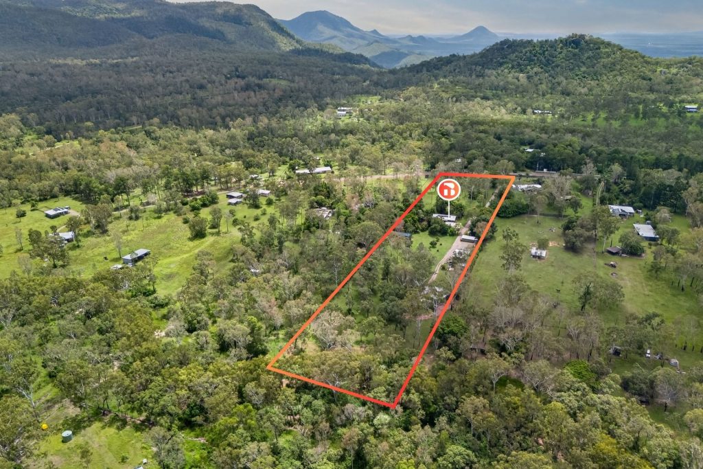 33 Moodys Road, Hervey Range QLD 4817