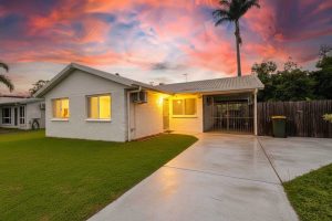 1P0303-Kelso - Bright Property