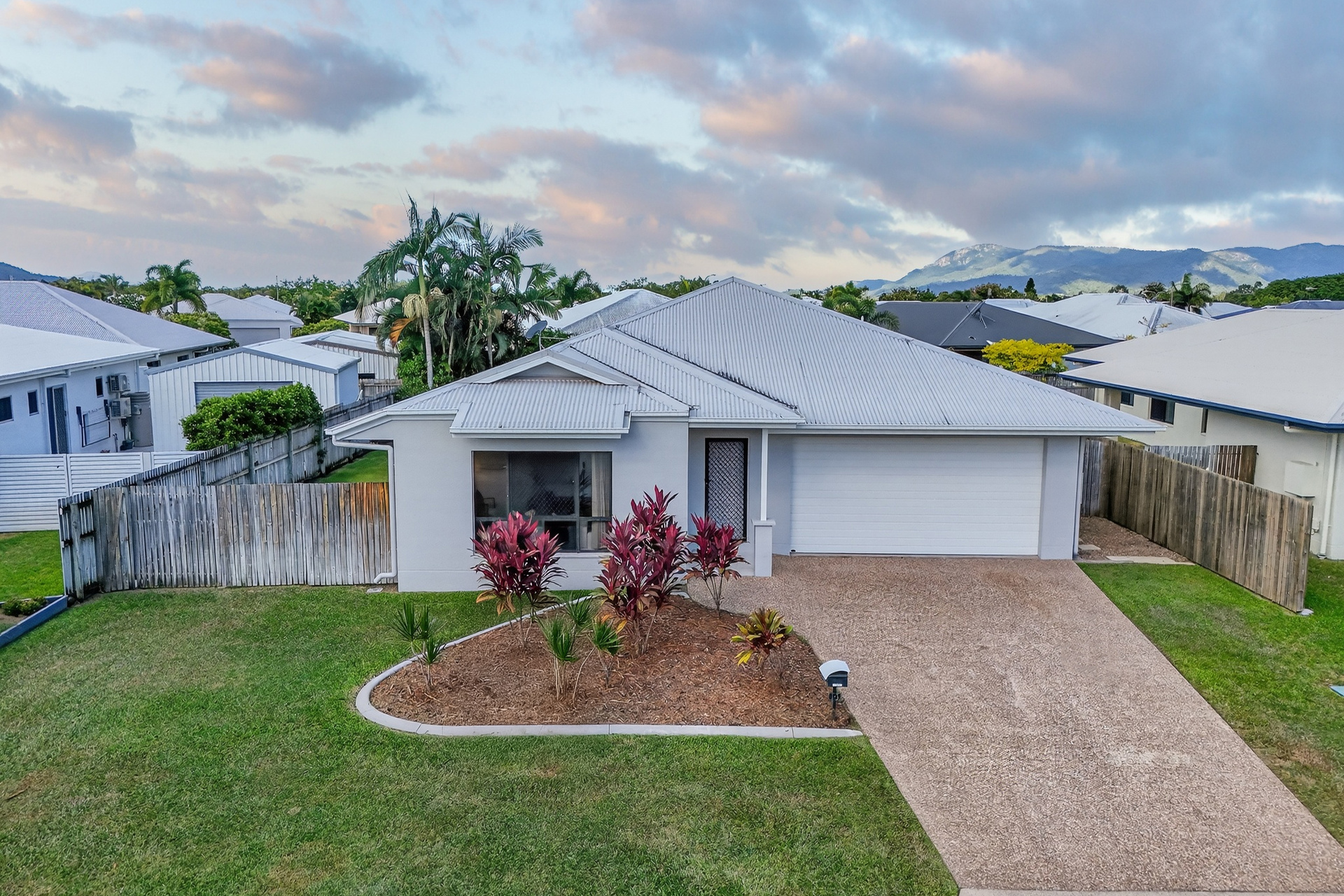 1P0315-Bohle-Plains-16 - Bright Property - Bright Property Home in Bohle Plains, Townsville