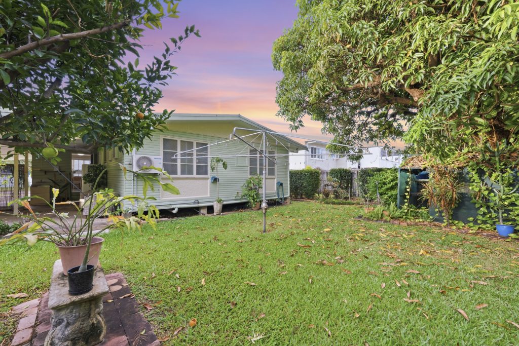 32 Poinciana Street, Cranbrook  QLD  4814