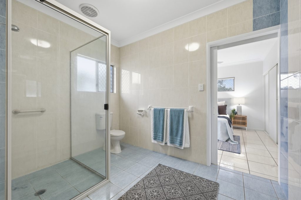 6 Havenwood Drive, Mount Low QLD 4818