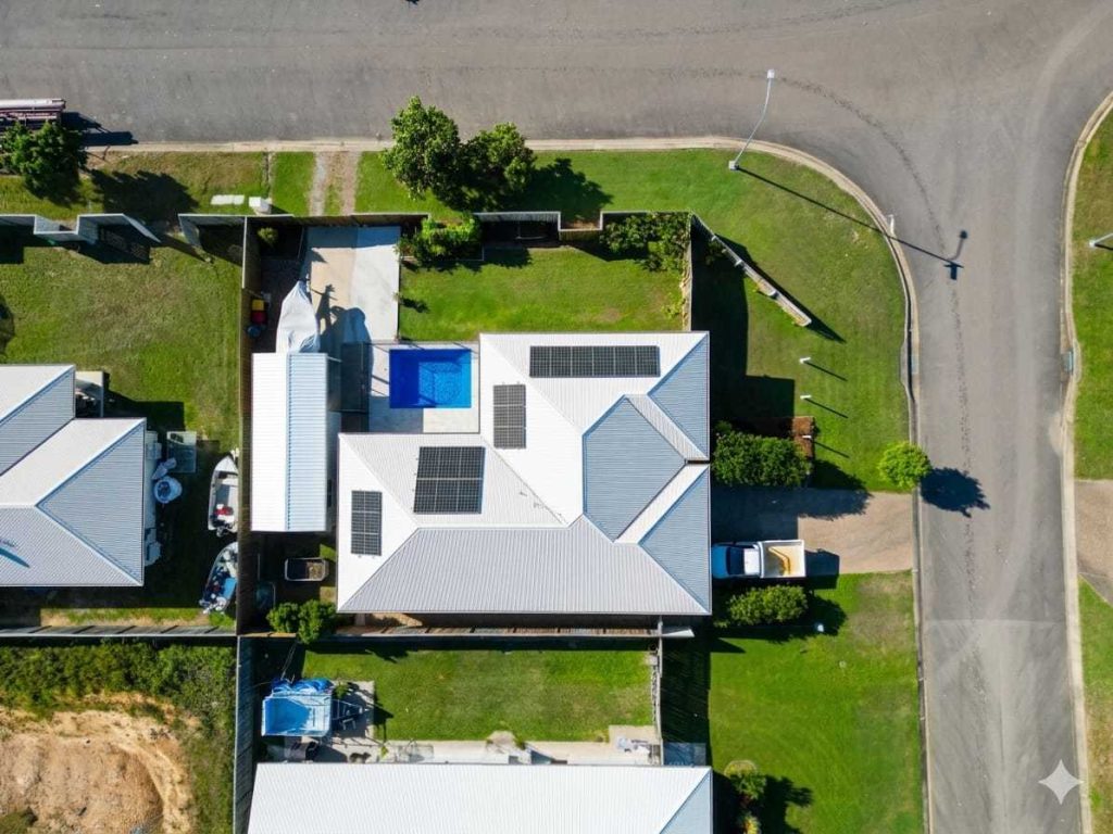 1 Holbourne Street, Bushland Beach, QLD 4818