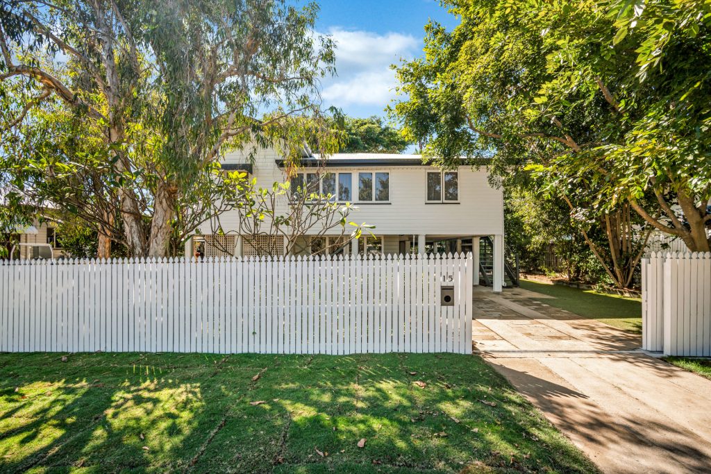 15 Barboutis Street, Belgian Gardens  QLD  4810