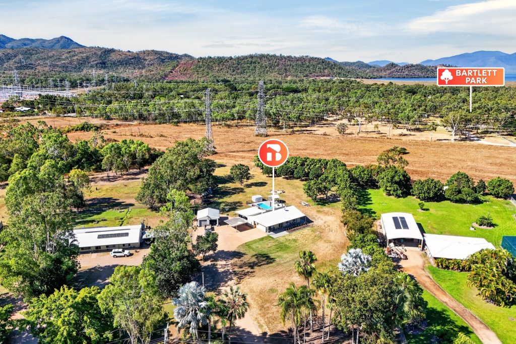 10 Bernborough Court, Kelso  QLD  4815