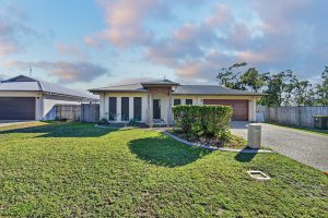 31 Raynesford Drive, Mount Louisa, QLD 4814