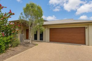 31 Raynesford Drive, Mount Louisa, QLD 4814