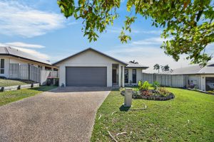 17 Channel Street, Bushland Beach, QLD 4818
