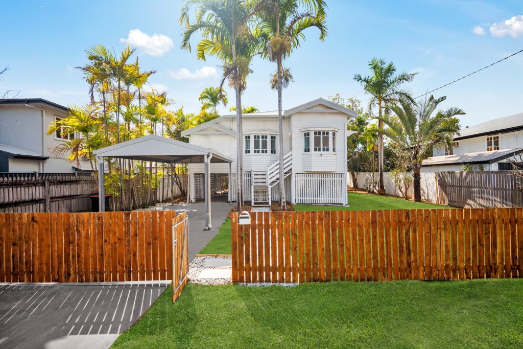 16 Latchford Street, Pimlico, QLD 4812